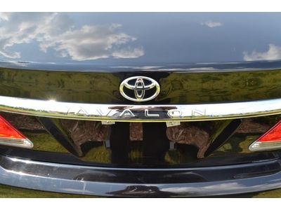 Limited 3.5L CD 12 Speakers AM/FM radio MP3 decoder Radio data system ABS brakes, image 39