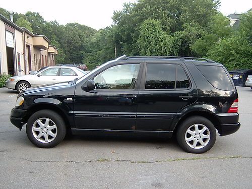 1999 mercedes ml430 ml 430 sky roof  very rusty runs parts car or repair it !!!