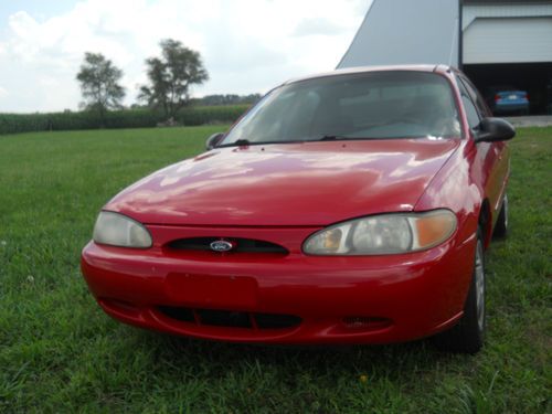 2001 ford escort se sedan 4-door 2.0l