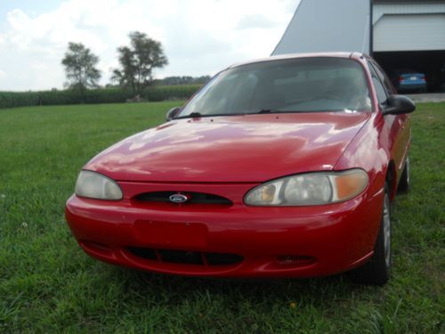 2001 ford escort se sedan 4-door 2.0l