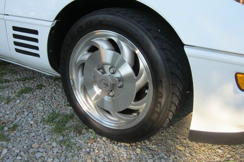 1994 Corvette Convertible LT1 5.7 White w/Red Leather Black Roof, US $14,500.00, image 3