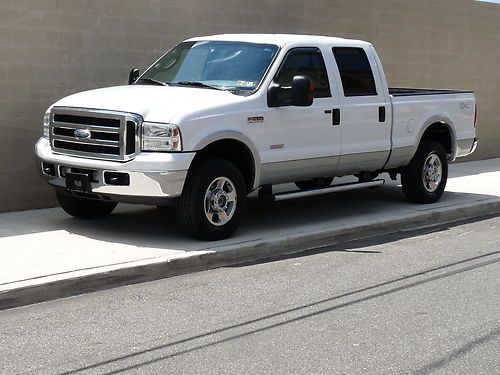 2005 ford f-250 lariat crew cab..4wd..6.0l turbo diesel..very clean!! super duty