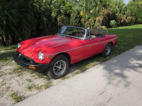 1980 MG MGB MK IV Roadster Convertible 2-Door 1.8L B-series 4-spd LHD, image 3