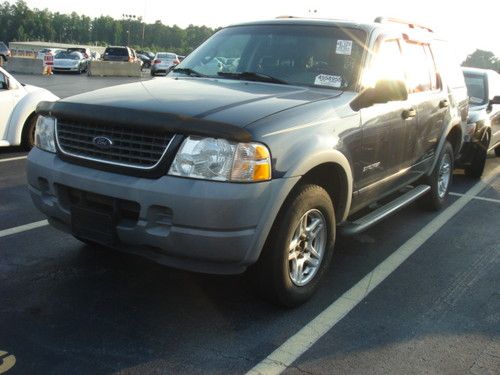 2002 Ford Explorer XLS Sport Utility 4-Door 4.0L, image 2