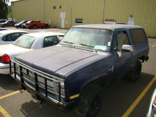 1984 Chevrolet D10 Miltary Blazer 4WD, image 2