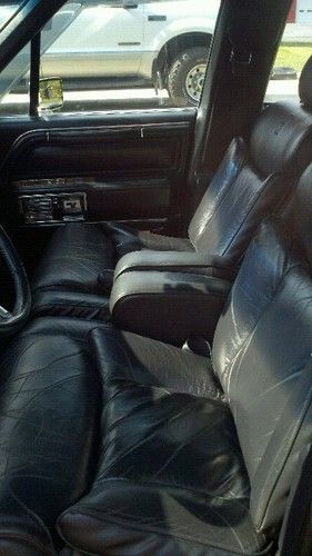 1986 Lincoln Town Car, image 11