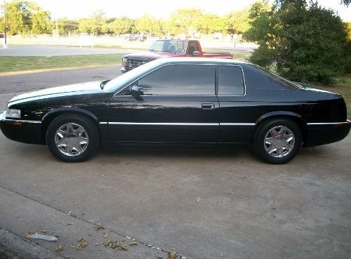 2002 cadillac eldorado - low miles - a classic