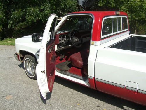 1983 Chevy Silverado PICK UP, image 5