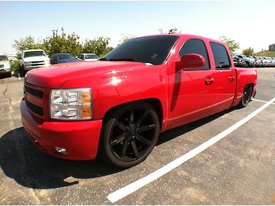 2007 chevy silverado ltz / 6.0 complete custom / 24" wheels / airbag suspension