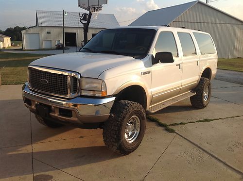 Sell used 2001 Ford Excursion Limited 7.3 Diesel 4x4 low miles !! No