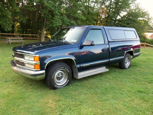 1995 chevy pickup w/ cap, extra clean, garage kept, 95 chevrolet