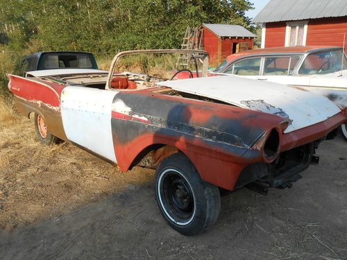 1957 ford fairlane 500 4.8l