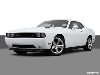 2013 dodge srt8