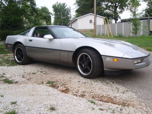 1985 corvette