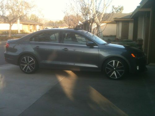 2013 vw gli autobahn - manual / 6 speed with 17" and 18" wheel/tire sets.