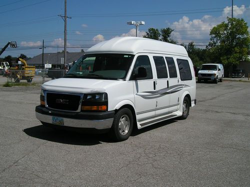 2005 gmc savana 1500 handicap van 5 door hi top very good condition