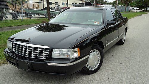 1999 cadillac deville . heated seats , rare black !!