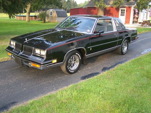 1986 olds cutlass salon  real barn find!