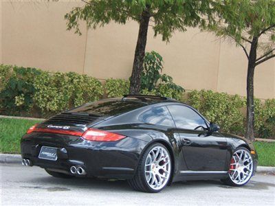 2010 porsche 911 carrera 4s coupe 6speed manual.