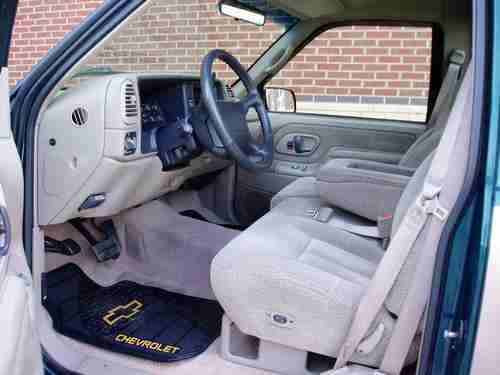 1996 CHEVROLET 1500 SILVERADO .. 350 V8 .. THIS IS MY SHOW TRUCK / DRIVER ..., image 3