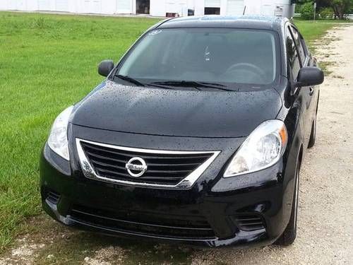 2012 nissan versa 1.6 s sedan 4-door 1.6l