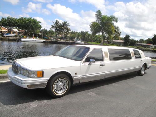 No reserve*94 lincoln town car limousine*1 owner*20k orig mile*st tropez edit*fl