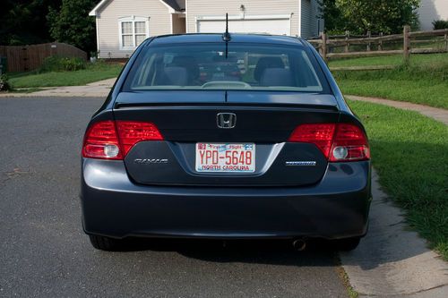 2008 Honda Civic Hybrid Sedan with Navigation - One Owner - Dealer Serviced, image 2