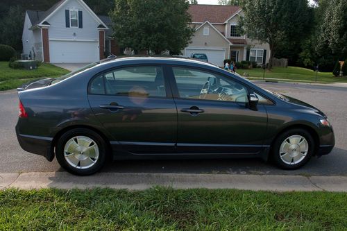2008 Honda Civic Hybrid Sedan with Navigation - One Owner - Dealer Serviced, image 4