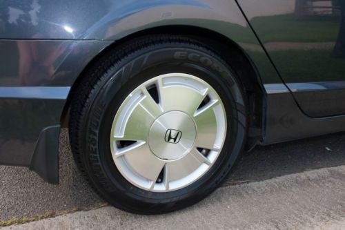 2008 Honda Civic Hybrid Sedan with Navigation - One Owner - Dealer Serviced, image 15