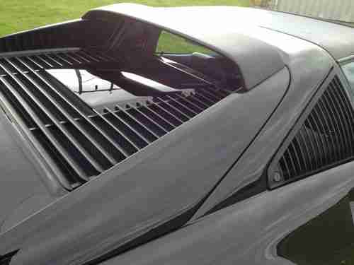 1987 Ferrari 328 GTS - black/black, image 5