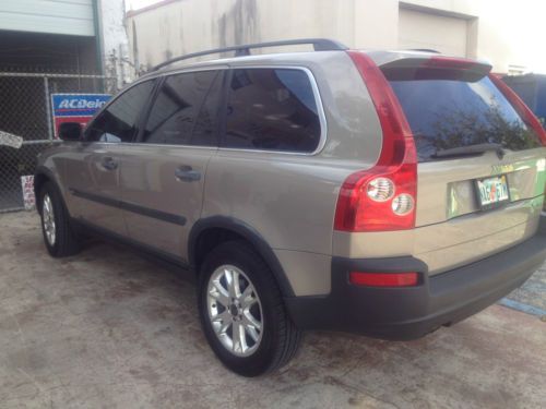 2004 volvo xc90 2.5t wagon 4-door 2.5l