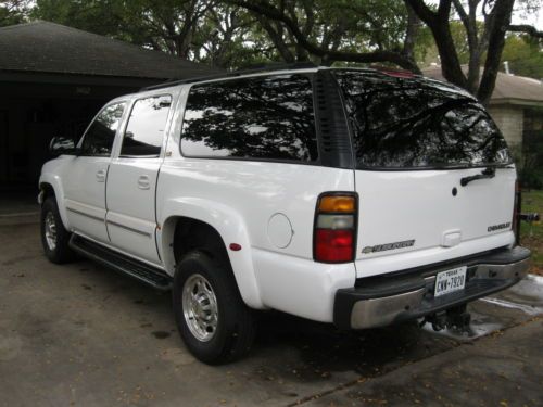 2004 Chevrolet Suburban 2500 LT Sport Utility 4-Door 6.0L, image 22