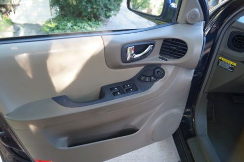 2005 Hyundai Santa Fe GLS Sport Utility 4-Door 2.7L, US $7,695.00, image 5