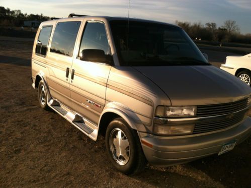 1997 chevrolet astro van all wheel drive conversion**one owner**no reserve!!!!!!