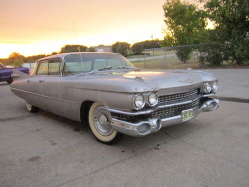 1959 cadillac flat top sedan
