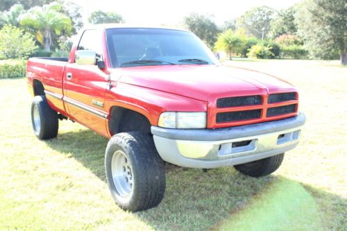 1997 dodge ram 2500 4x4 with 181k cummins 12v and suncoast trasmission