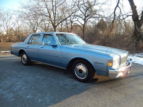 1988 chevrolet  caprice-1-owner-72k miles-a true survivor! no reserve! l@@k