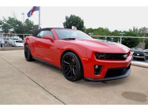 Zl1 convertible / black wheels / new / 1.9% financing