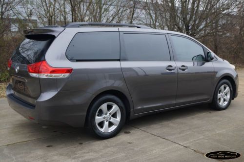 7-Days *NO RESERVE* '11 TOYOTA SIENNA LE 8-PASS 1-OWNER OFF LEASE 100% HWY MILES, image 9