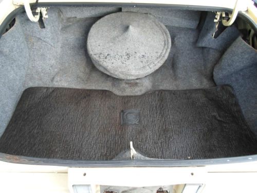 NICE// 1986 Caddy Fleetwood Fully Loaded  w/5.0L, image 11