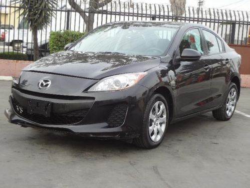 2013 mazda mazda3 i sv damaged salvage rebuildable must see!! export welcome!!