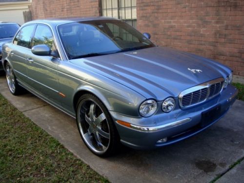 Stunning 2004 jaguar xj8 luxury sedan 64k original miles needs nothing turn key!