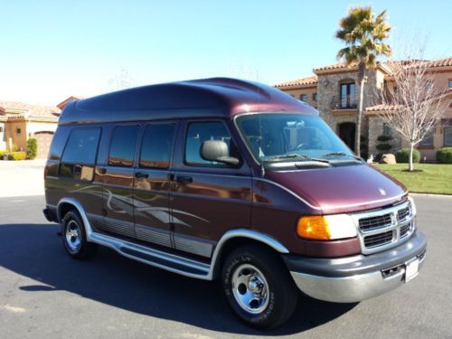 1999 doge conversion van hightop  low miles no reserve