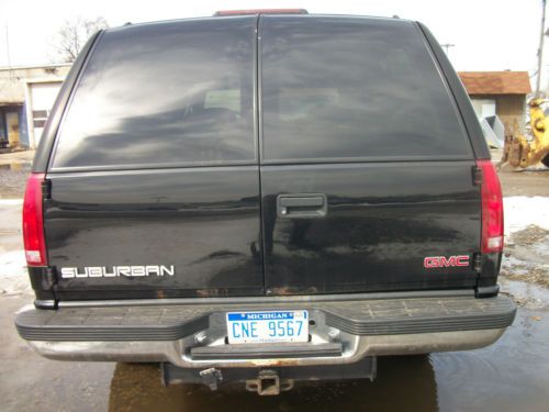 GMC Suburban, image 4