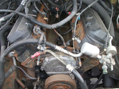 GMC Suburban, image 10