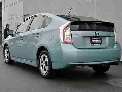 Certified Prius Two Hatchback 4D Green Automatic CVT FWD ABS (4-Wheel), image 4