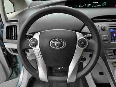Certified Prius Two Hatchback 4D Green Automatic CVT FWD ABS (4-Wheel), image 15