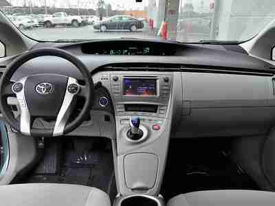 Certified Prius Two Hatchback 4D Green Automatic CVT FWD ABS (4-Wheel), image 17