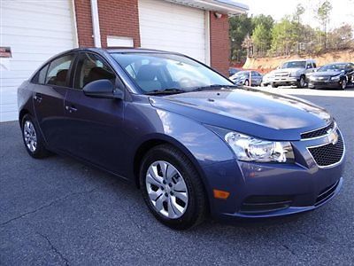 Chevrolet cruze ls new 4 dr sedan automatic gasoline 1.8l l4 mpi dohc 16v atlant