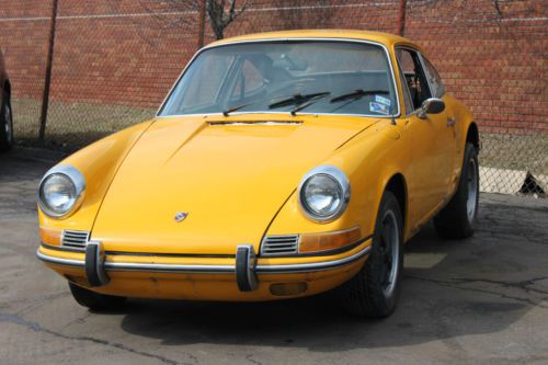 1969 Porsche 912 Coupe, image 2